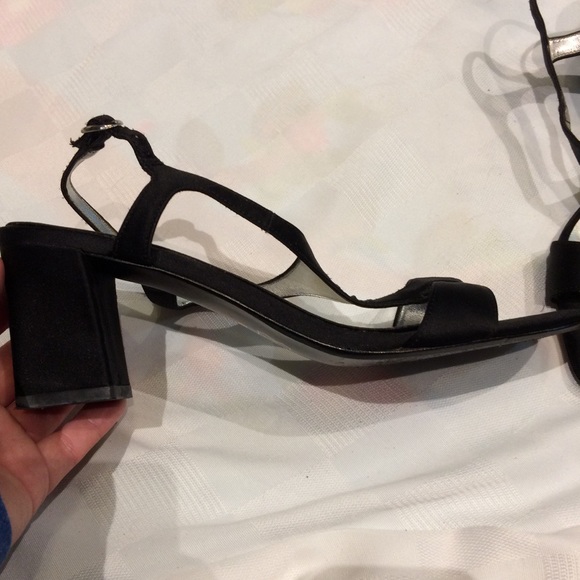 Short Strappy Heel - Picture 4 of 4